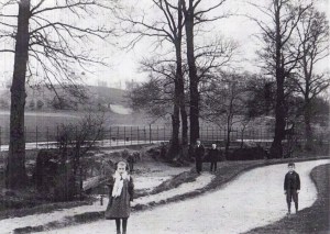 Old view of River Ravensbourne.
